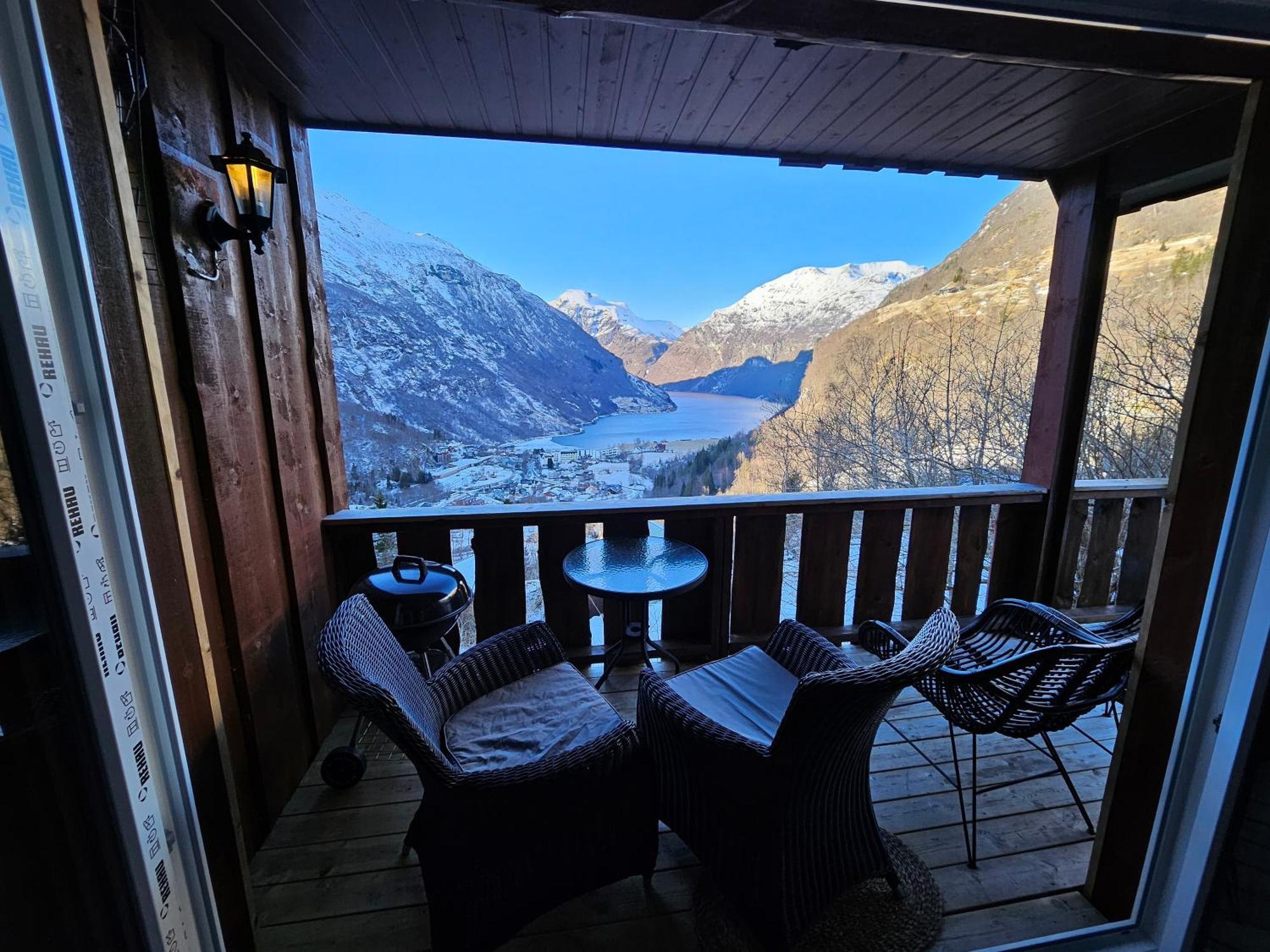 Fossen Accommodation Geiranger Eksteriør billede